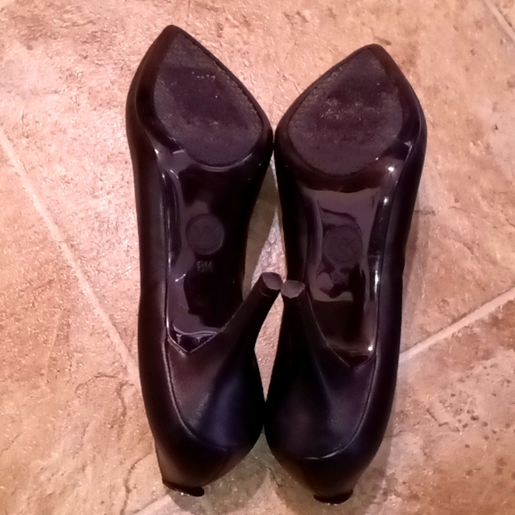 Michael Kors Heels - Picture 4 of 5